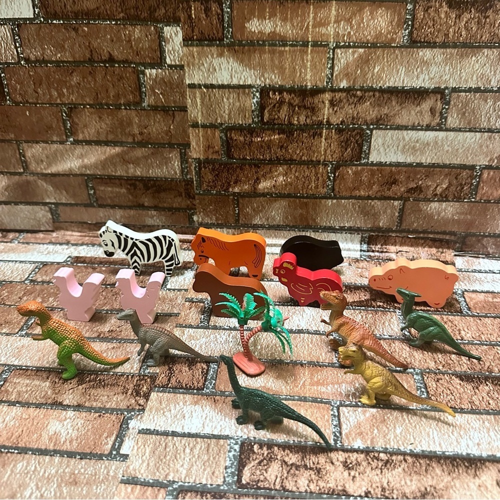 Colorful Dinosaur and Animal Figurines Set(wooden & plastic)